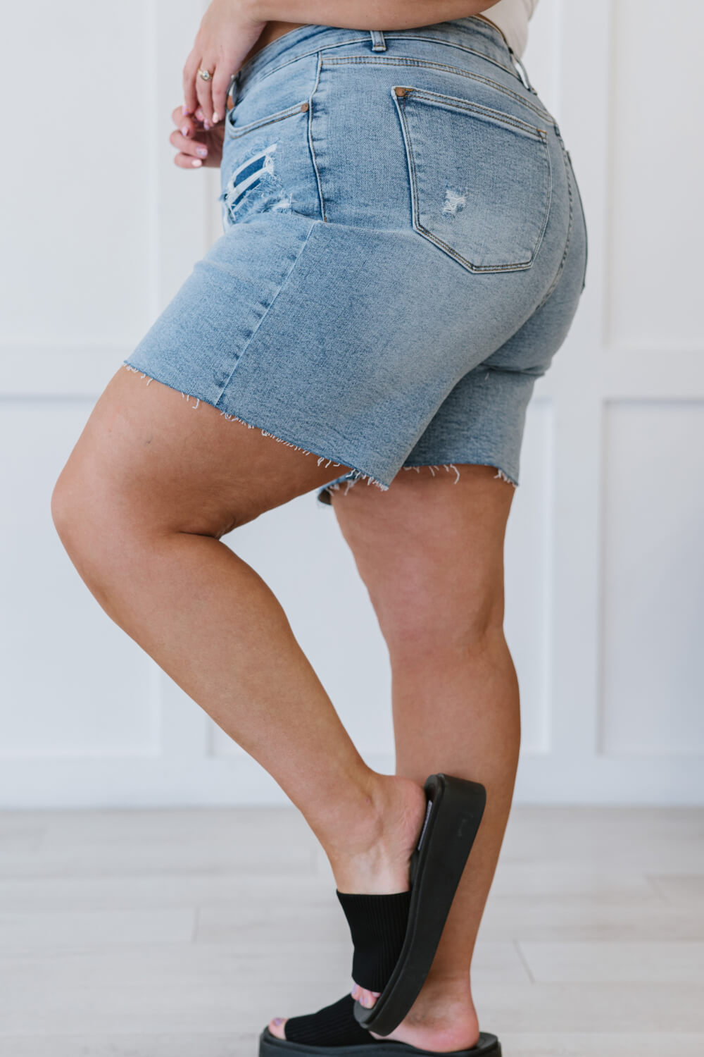 JB-Hallie Mid-Length Denim Patch Shorts
